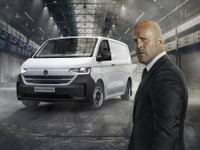 ジェイソン・ステイサムが『トランスポーター』つながりで魅力をアピール!? VWが新型カーゴバンをメキシコで発表 画像