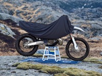 ハスクバーナ、オフロード車の2026年モデルを8月発表へ 画像