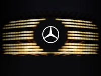 メルセデスベンツの主力SUV『GLC』、新型を9月に世界初公開へ 画像