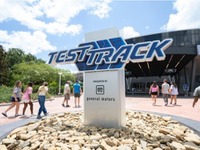 米ディズニーのアトラクション、GMの新「テストトラック」オープン…未来のモビリティを体験 画像