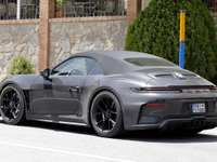 ポルシェ『911スピードスター』が劇的な復活？ 992.2世代に最後の打ち上げ花火！ 画像