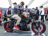 日本未導入モデルに「またがり放題」!? 鈴鹿8耐で新型『GSX-8T/TT』や話題の40周年記念モデルも 画像