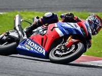 MOTULエンジンオイル使用チーム、「鈴鹿8耐」で1-2-3フィニッシュ達成 画像