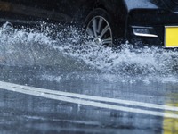 「見えない！ 止まれない!! 流される!!!」に備える…豪雨時の自動車運転 画像