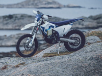 ハスクバーナのエンデューロモデル、新技術搭載で性能向上…2026年モデル発表 画像