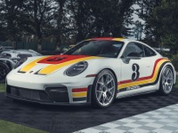 ポルシェ『911 GT3』の外観をレースカー仕様に、「ANDIAL」デザインラップ発表 画像
