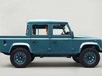 『ディフェンダー』をピックアップトラックにカスタム、英シルバーストーン・フェスティバル2025のコースカーに 画像