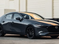 『マツダ3』、米2026年モデルで「ハーモニックアコースティクスオーディオ」を標準化 画像