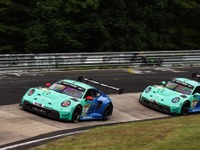 ファルケンタイヤ装着、ポルシェ『911 GT3R』がニュル耐久シリーズ第6戦で優勝 画像
