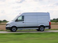 VW『クラフター』、ハンコックの電動バン向けオールシーズンタイヤ純正装着 画像