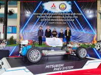 三菱自動車、PHEV技術展示モデルなどを寄贈…タイの技術学校に 画像