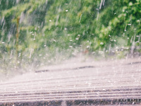 愛車が「雹害」のダメージ!! 対策と修理方法を知る…ショップ選びは慎重に 画像