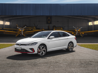 VWのスポーティセダン『ジェッタGLI』が内外装刷新、ブラジルで10月発売 画像