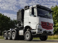 メルセデスベンツ、日本に大型特殊輸送車『アロクス』『アクトロス』導入…最大500トン牽引可能 画像