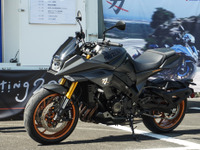 幻の「黒いカタナ」がサプライズ公開！ 市販化の可能性は…？ スズキ「カタナミーティング2025」次期モデルの展望も 画像