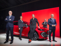 ルノー『ルーテシア』新型、新デザインで大胆チェンジ…IAAモビリティ2025 画像