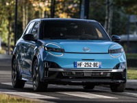 日産『マイクラ』新型、全車EVで約320万円から…英国で予約開始 画像