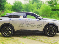 バッテリーにインバーターと充電器を内蔵、ステランティスが新技術「IBIS」公開…モーター出力15%増加 画像