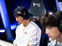 F1角田裕毅が「東京ゲームショウ2025」でプロeスポーツ選手とガチ対決…Red Bull Apex Takeover with Yuki Tsunoda 画像