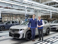 BMW「ノイエクラッセ」最初のモデル、『iX3』新型は10月末から量産開始 画像