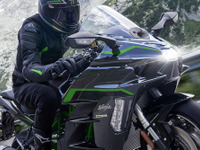 カワサキのスーパーチャージャーバイク『Ninja H2 SX SE』新色登場！ 価格は313万5000円 画像