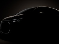 メルセデスベンツの新型電動ミニバン『VLE』、2026年デビューへ…ティザー写真公開 画像