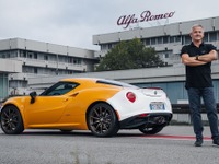 アルファロメオ『4C』、DTM王者ラリーニ仕様の「コレツィオーネGT」は3台限り…第1号車を納車 画像