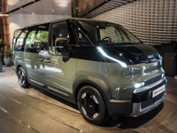 ハイエースの牙城を崩すか、個性的デザインの「EVバン」が日本上陸…キア『PV5』発売は2026年春 画像
