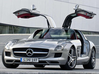 【フランクフルトモーターショー09】メルセデスベンツ SLS AMG…ガルウイングが復活 画像