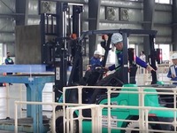 日本通運、全国フォークリフト運転競技大会で一般・女性両部門制覇 画像