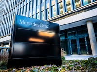 メルセデスベンツ、モビリティ部門を本体に統合へ…2025年内に組織再編 画像