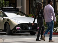世界初の個人所有が可能、レベル4自動運転「ロボカー」に新展開…ライドシェアで収益化へ 画像