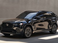 マツダ『CX-70』、ブラックエンブレムなどでスポーツ性を強化…米2026年モデル 画像