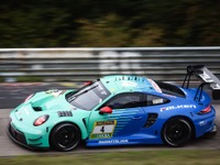 ファルケンタイヤ装着車、ニュル耐久シリーズ最終戦でワンツーフィニッシュ…チャンピオン獲得 画像