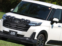 オートサロンで注目「クロス系ルーミー」カスタムパーツが商品化、全国トヨタ販売店で発売 画像