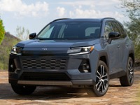 トヨタ『RAV4』新型、パワーと燃費向上の第5世代ハイブリッド搭載…12月米国発売へ 画像