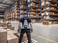 第7世代パワースーツ「エクシア」、最大38kgの持ち上げを支援…ジャパンモビリティショー2025で体験可能 画像