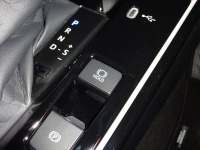 ブレーキホールド機能を自動でオン/オフ、ブリッツ「ブレーキホールドジャンパー」にトヨタ『カローラ』シリーズが適合 画像