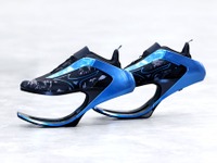 ミズノ、カーボン技術活用の新フットギア「MOBILARIA β」発表…ジャパンモビリティショー2025 画像