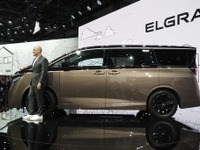 日産エスピノーサ社長「国内事業再始動」、新型車2車種に期待…ジャパンモビリティショー2025 画像