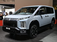 三菱『デリカD:5』が2度目の大幅改良、「S-AWC」搭載で走破性向上…ジャパンモビリティショー2025 画像