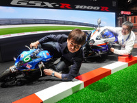 「ミニGSX-R」がひっそりと進化していた!? ベースのペダル付き電動バイク『e-PO』は発売に向け最終段階！…ジャパンモビリティショー2025 画像