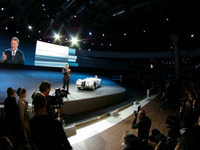 【フランクフルトモーターショー09】開幕 トンネルの出口は、見えた 画像