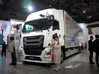 いすゞの大型トラック『ギガ』を改良、車輪脱落予兆検知システムを国内初の標準化…ジャパンモビリティショー2025 画像