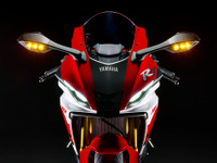 ヤマハ『R7』が全面進化！ 電子制御、シャシー刷新で示す「ミドルスーパースポーツの新たな可能性」 画像
