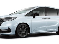 ホンダ『オデッセイ』が新色追加、2列目大型ロールサンシェードも標準装備…508万6400円から 画像