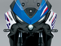 「理想の大型バイクすぎる」スズキの新型クロスオーバー『SV-7GX』に期待の声、「120万切って」の要望も 画像