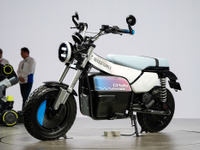 バンバンが復活！ スズキ『e-VanVan』実車を見たファンの反応は？…ジャパンモビリティショー2025 画像