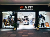 羽田空港に「JDM」空間、オートバックス新店舗オープン…日本発の自動車文化を発信 画像