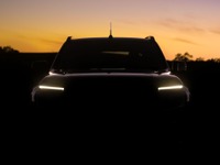 日産のピックアップトラック、『ナバラ』新型が11月19日デビューへ 画像